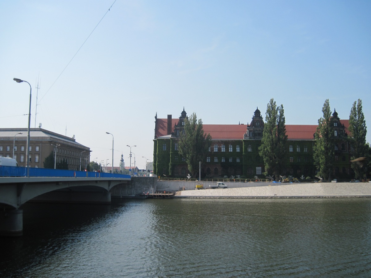 21-Breslavia- Panoramica del fiume Oder e il Museo Nazionale